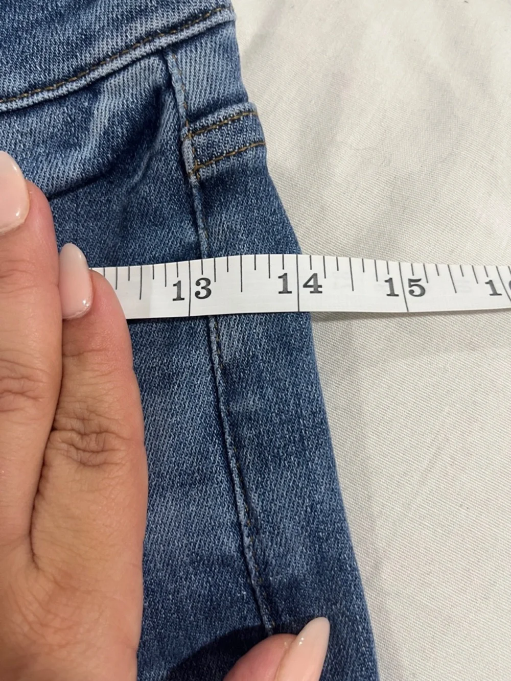 Frame Le High Straight Denim High-Rise Straight Leg Jeans in Dark Blue Wash - Picture 3 of 9